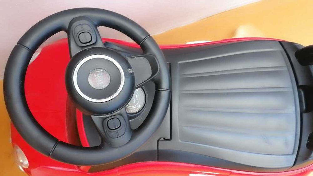 Детска кола за бутане Fiat 500