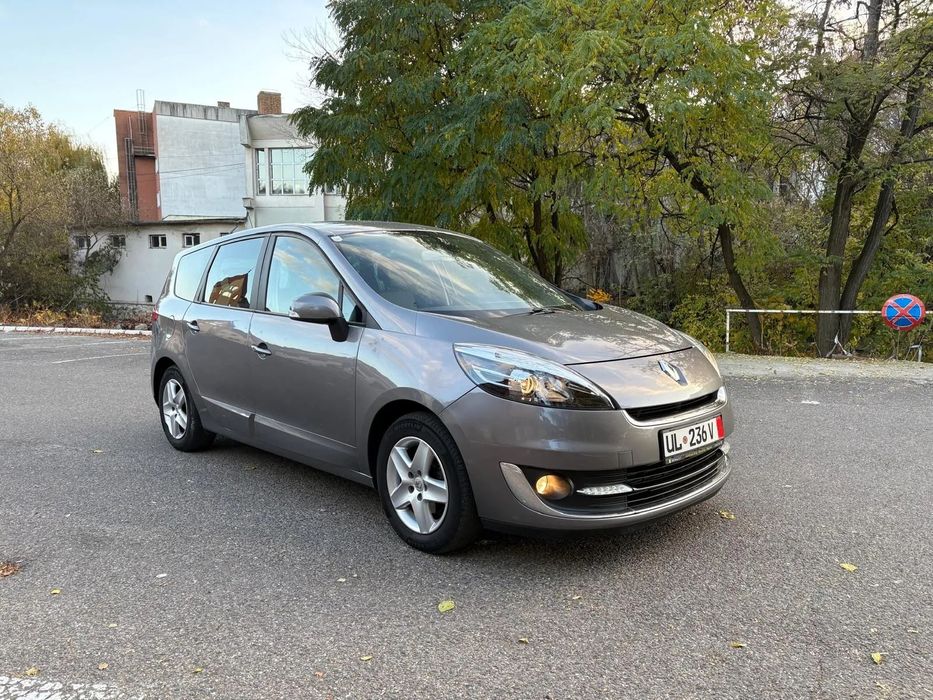 Renault Grand Scenic 7 locuri