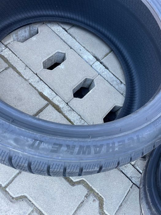 Anvelope Noi 265 35 20 Grenlander icehawke II (IARNA)