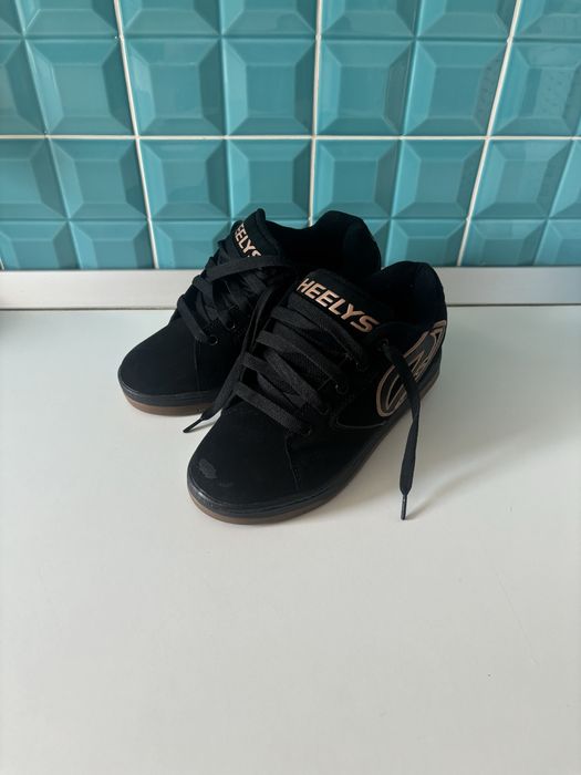 Incaltaminte copii, pantofi sport cu roti Heelys, role, masura 35