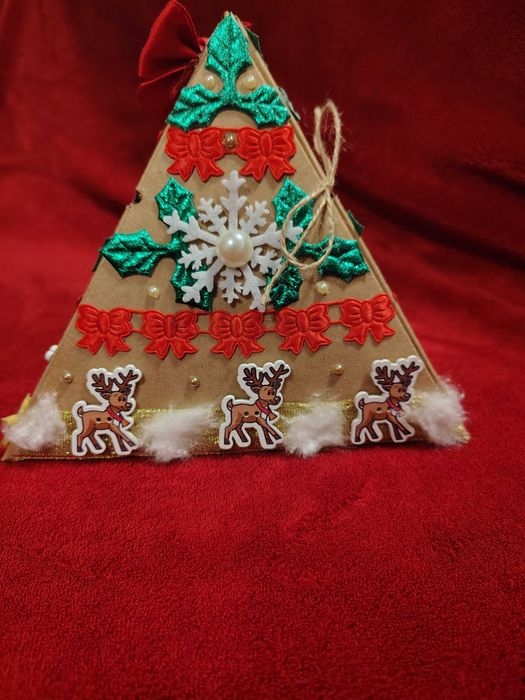 Коледна кутия ръчно изработена