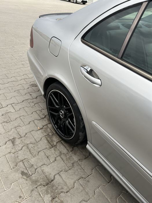Mercedes E270cdi w211