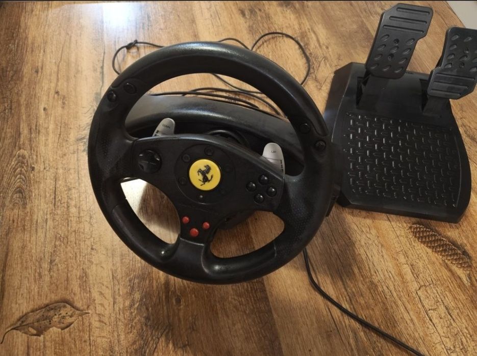 Volan+pedale, thrustmaster ferrari gt