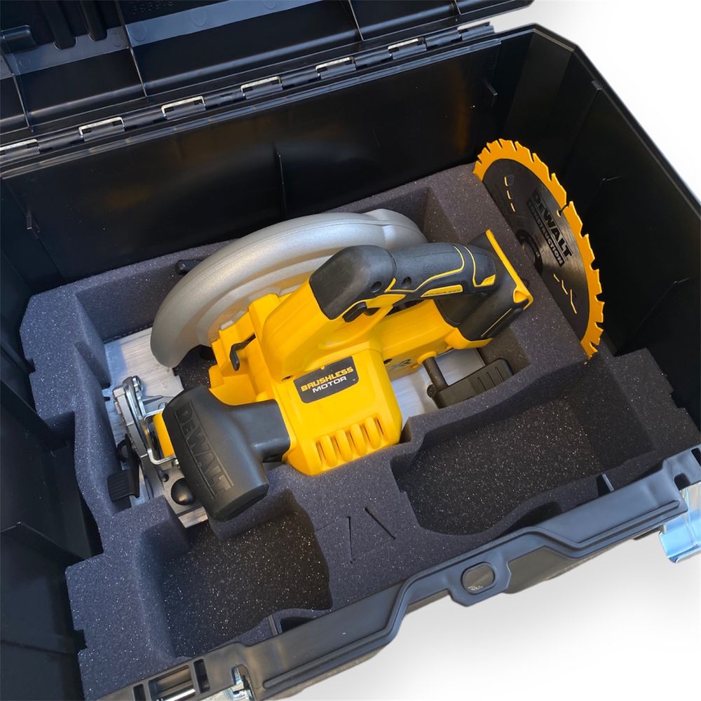 Акумулаторен Циркуляр DeWALT DCS570NT 18V XR Brushless