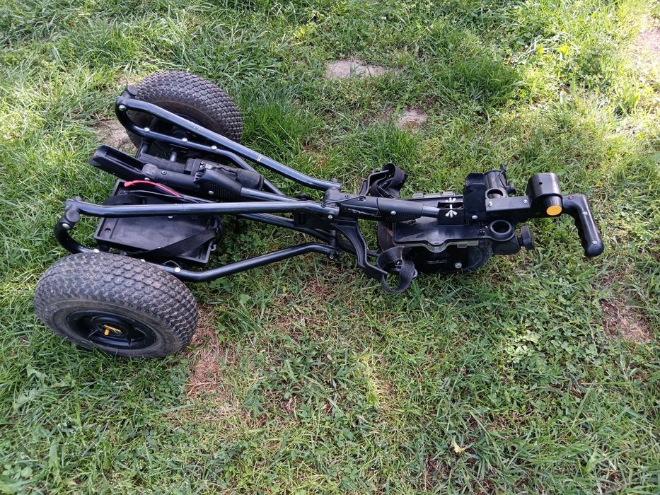 Cărut electric pt golf, pliabil, cu suport pt umbrelă reglabil