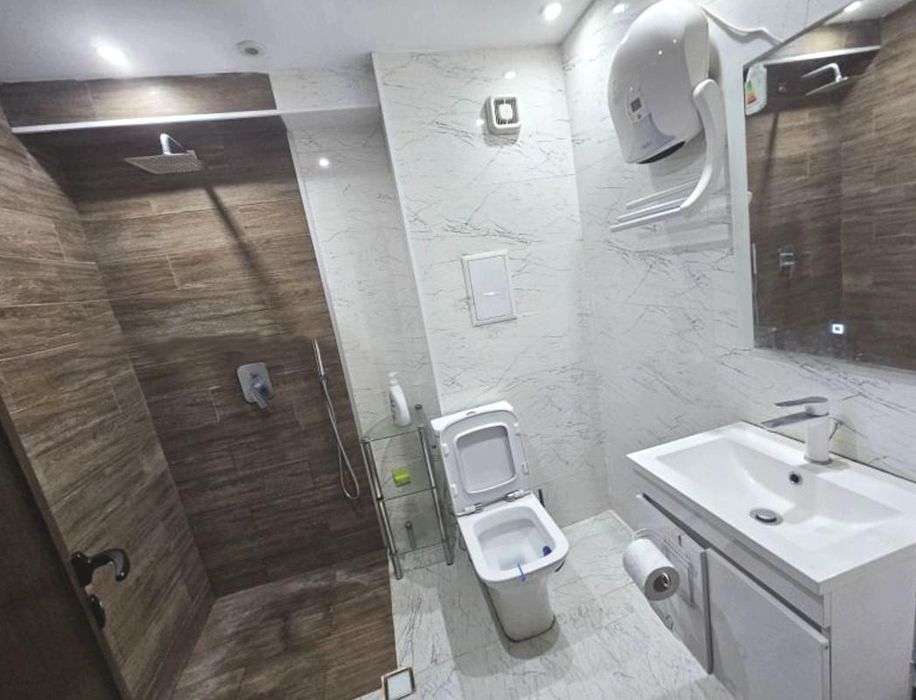 Двустаен апартамент в ж.к. Кръстова вада.