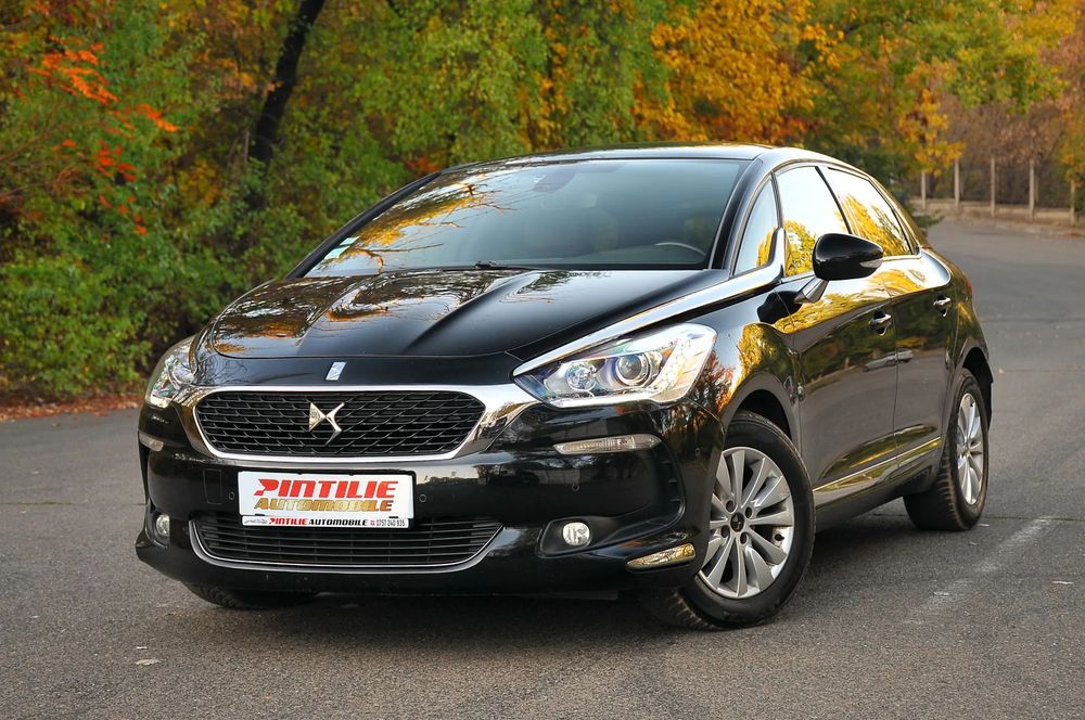 DS Automobiles DS 5 Panorama /Camera marsarier /Navigatie /Daylight LED