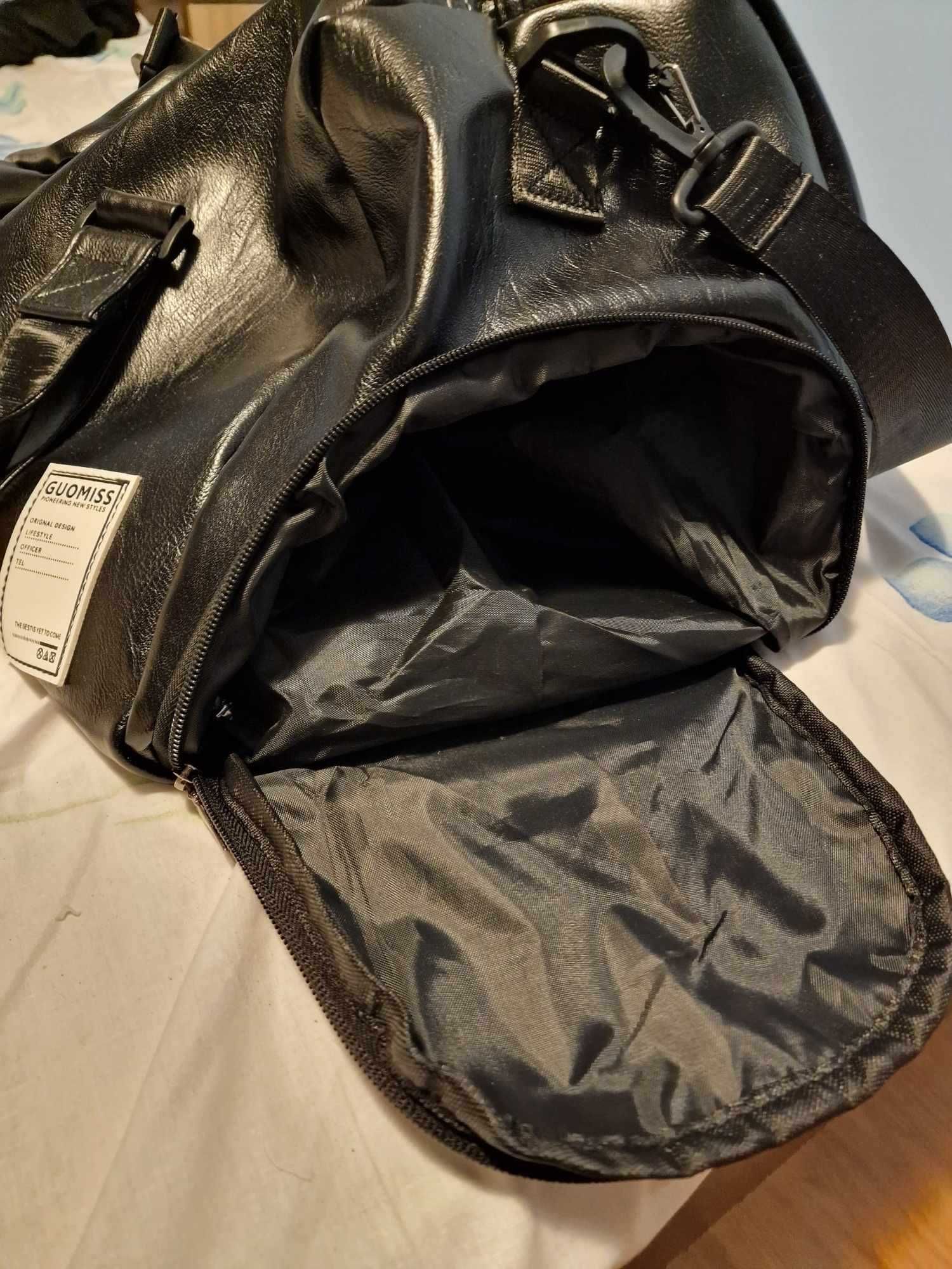 Genti din piele pentru calatorie la Oferta 49 lei