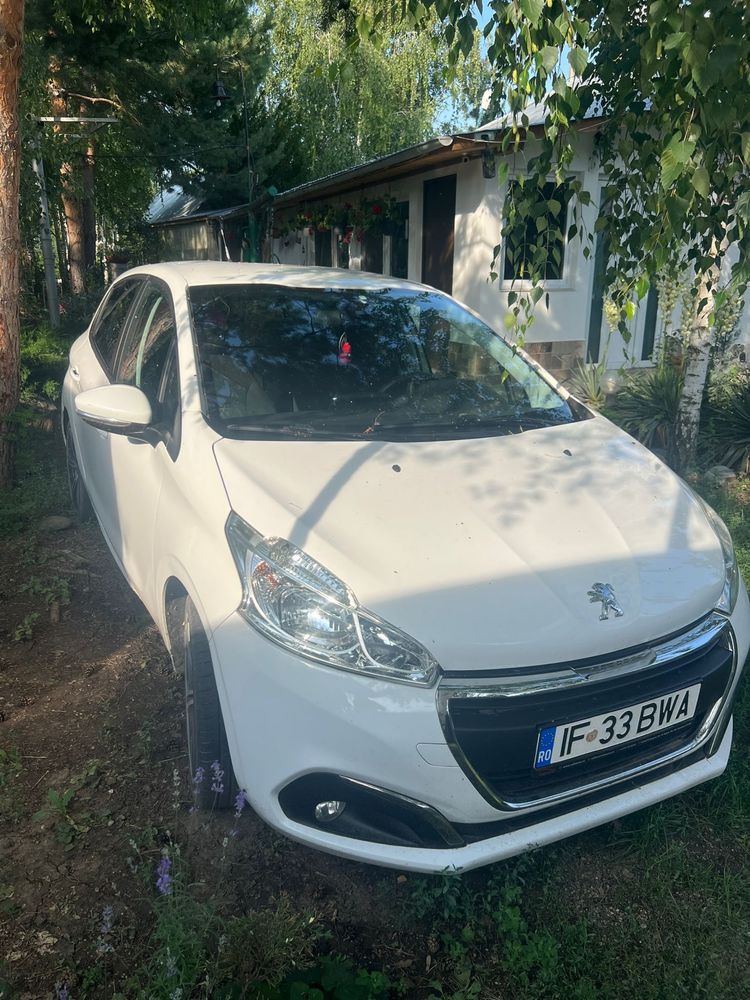 Peugeot 208 an 2015
