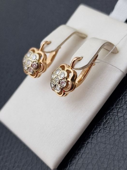 Серьги  союз  с якутскими бриллиантами