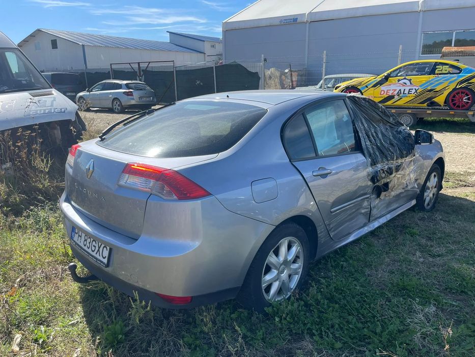 Dezmembrari Laguna 3 / 2.0 dCi M9R