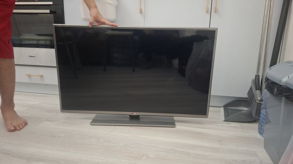 продам телевизор не смарт 39 диганль