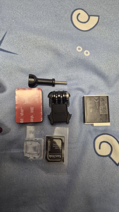 GoPro Hero 11 + card memorie 256 GB