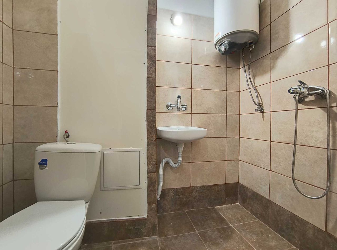 Продава се Тристаен апартамент в Русе, Здравец Изток - 77 кв.м за 1233 €/кв.м - Снимка #11