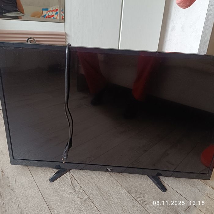 Продам телевизор Ergo на запчасти