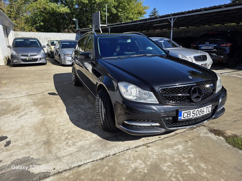 Продава се Mercedes C180