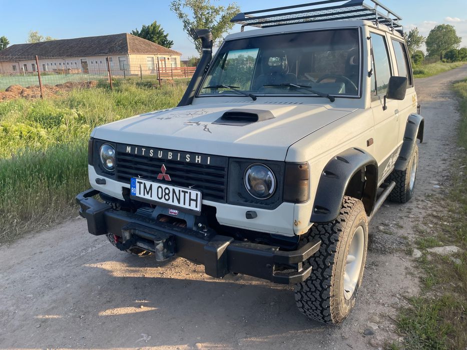 Mitsubishi Pajero MK1