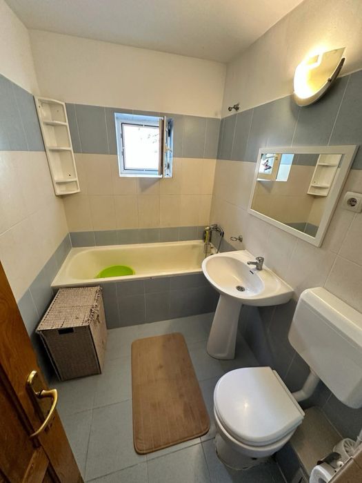 Ofer spre închiriere Apartament 3 camere / Carpati 2