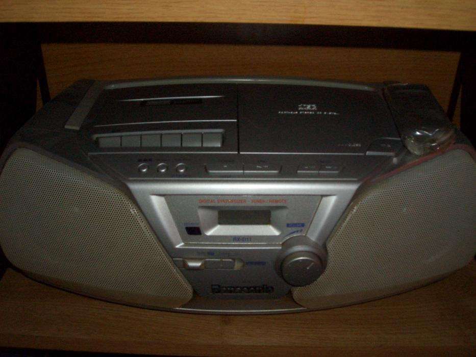 Casetofon cu cd,casete,radio,telecomanda Panasonic (schimb)