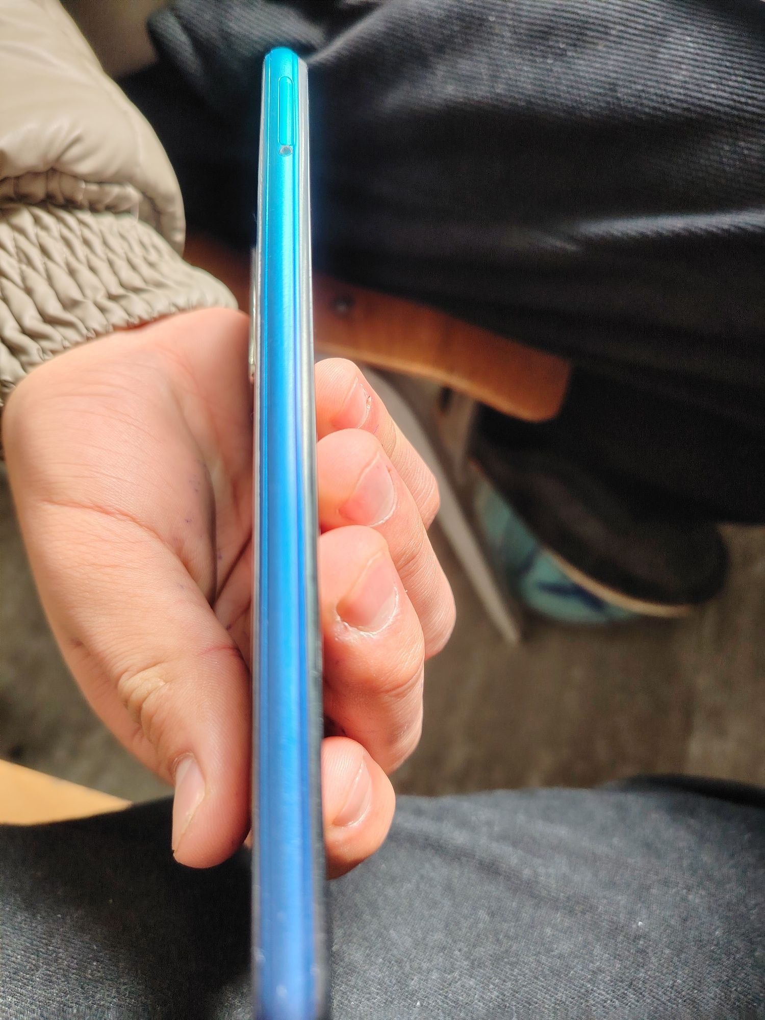 vivo 20   holati alo