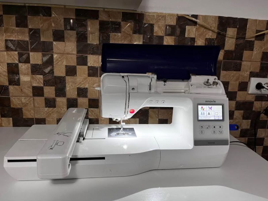 Brother INNOVIS NV800E