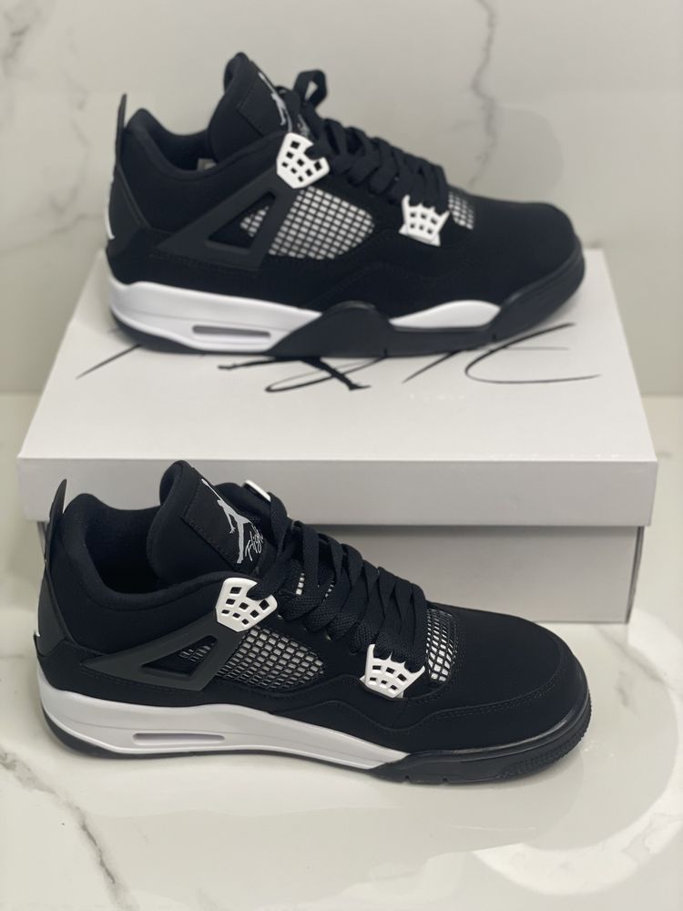 Air Jordan 4 White Thunder Retro Black