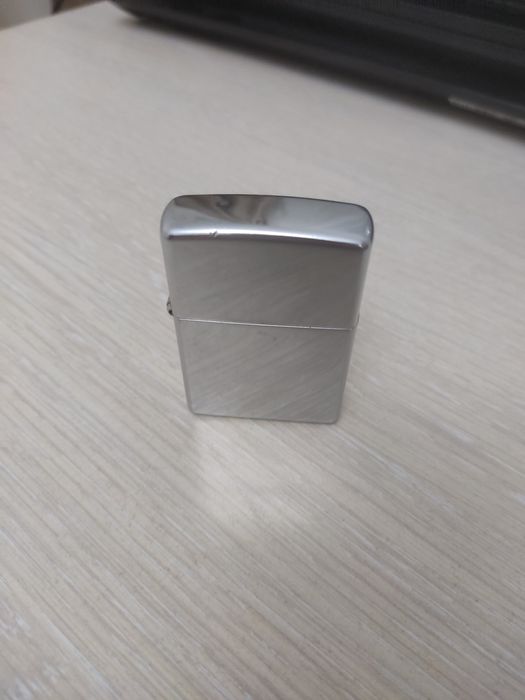 Зажигалка zippo бензиновая