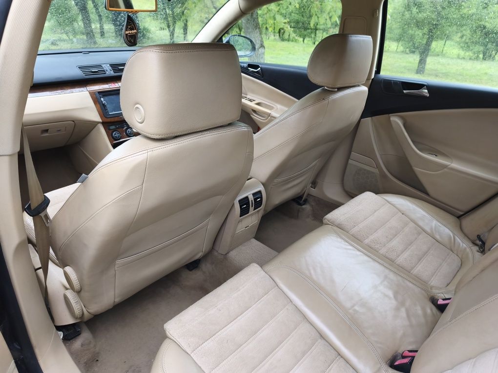 Interior scaune piele + banchetă și cotieră Volkswagen Passat B6