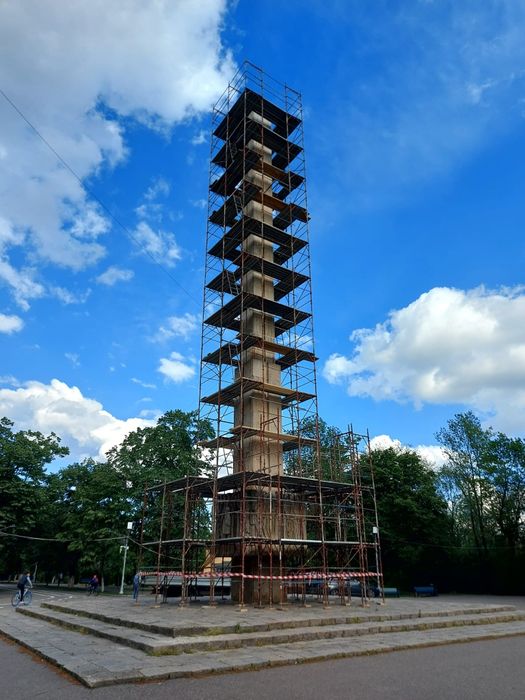 Închiriem schelă metalică cu montaj autorizat!