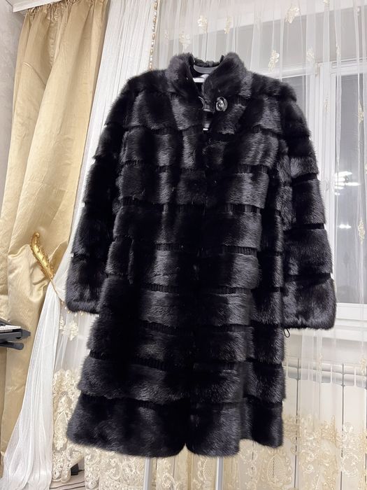 Продам норковую шубу чёрную, идеальное состояние, Kaspi Red