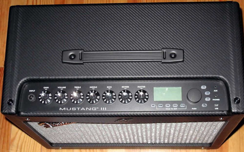 FENDER Mustang III V2 Amplificator combo pentru chitară electrică