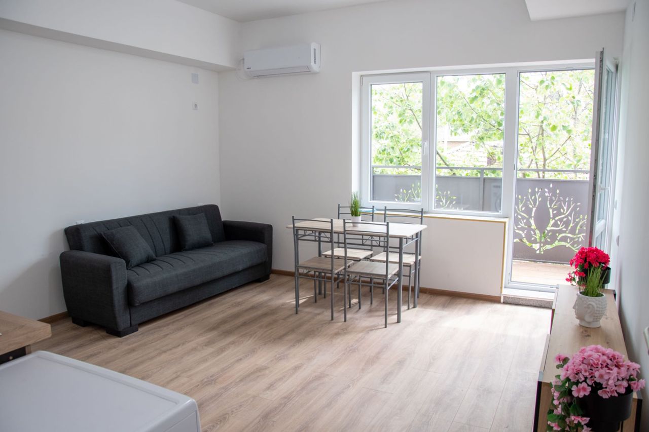 Дава се под наем Двустаен апартамент в Попово - 62 кв.м за 255 € - Снимка #2