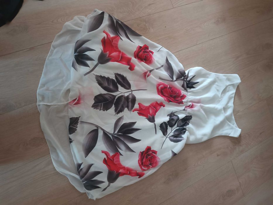 Дамски     рокли