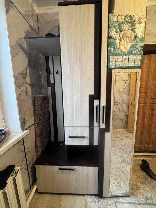 Шкаф для прихожей