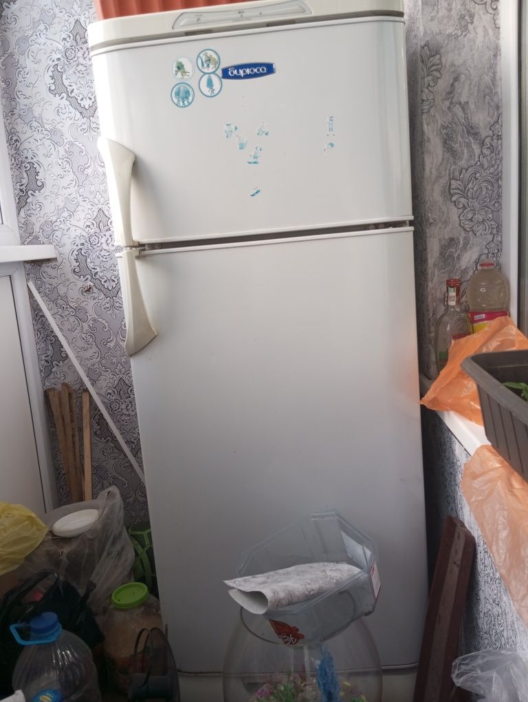 Холодильник советский