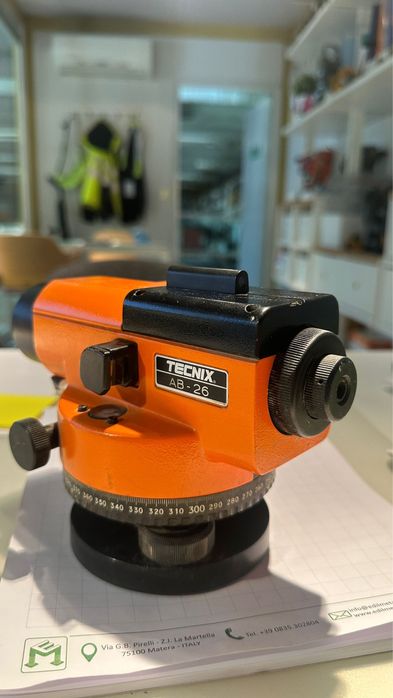 Livel Optic Profesional Tecnix AB 26