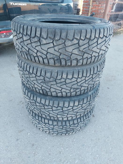 Pirelli Ice Zero 215/65/17 Зима Шипы