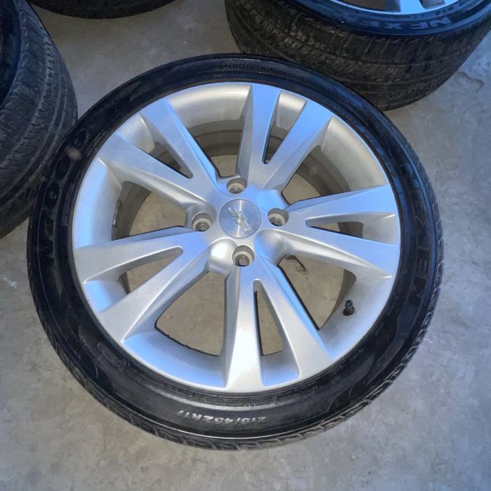 Captiva диски R17 на Lacetti или Gentra с шинами Nexen