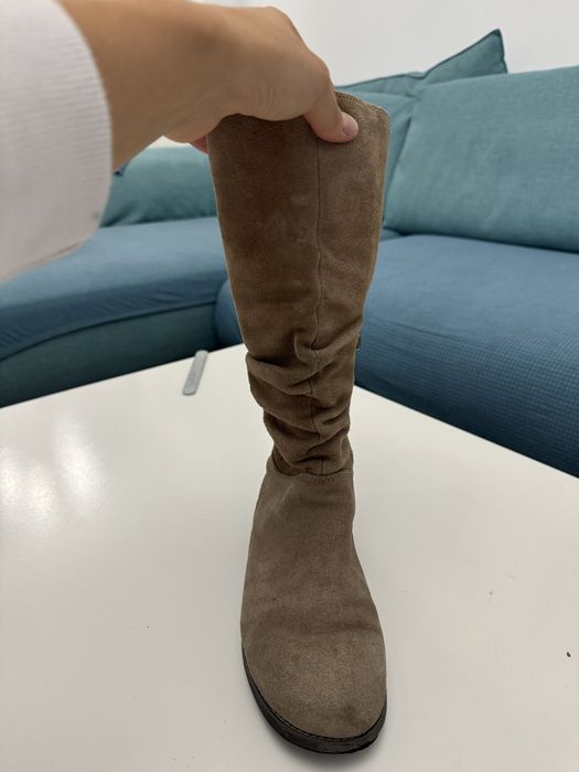 Cizme din piele intoarsa