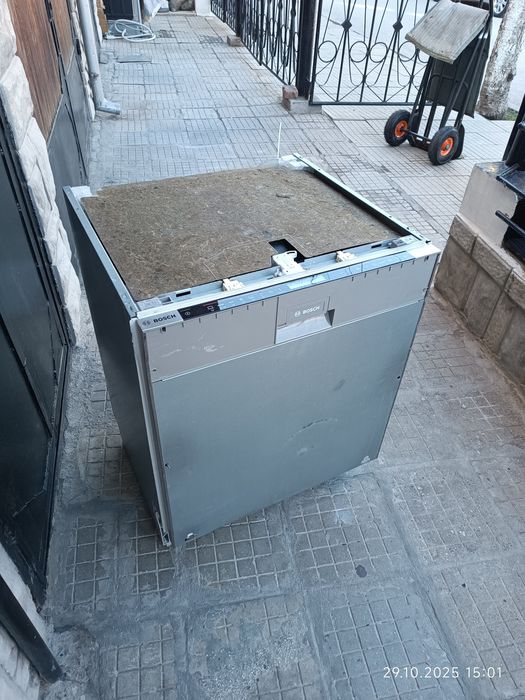 Съдомиялна за цялостно вграждане bosch