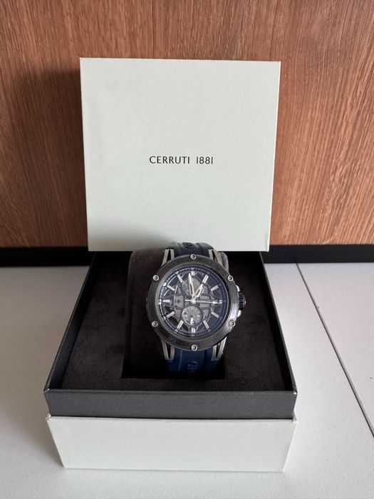 Cerruti 1881 мужские часы