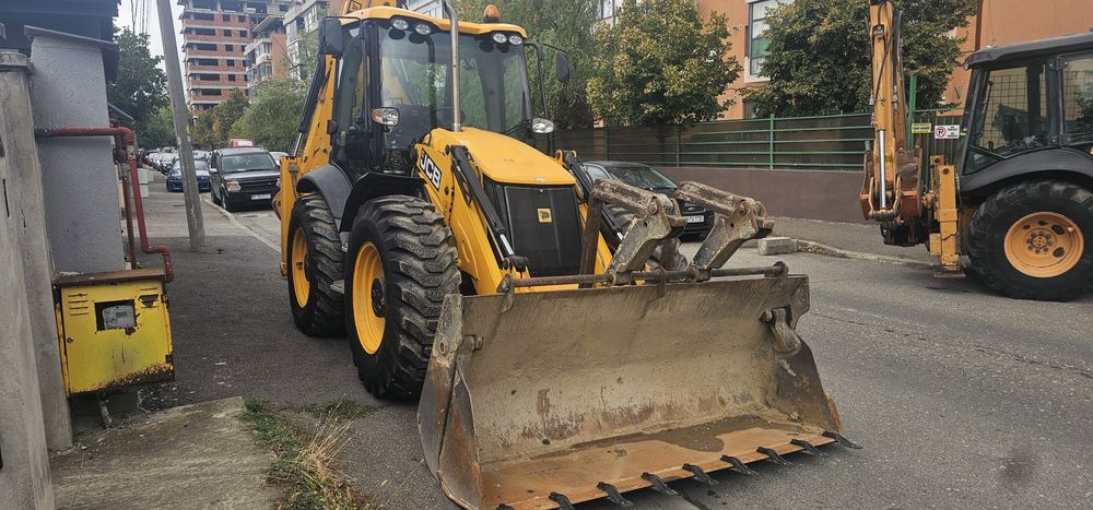 Buldo JCB 4CX 2014