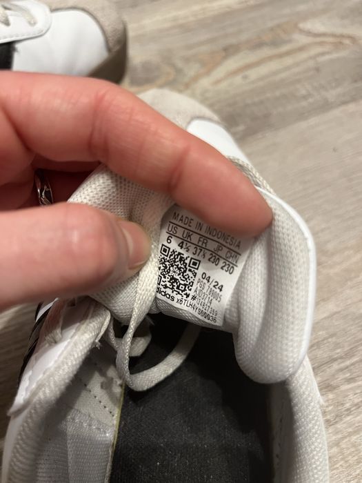 Adidas VL Court in conditie excelenta