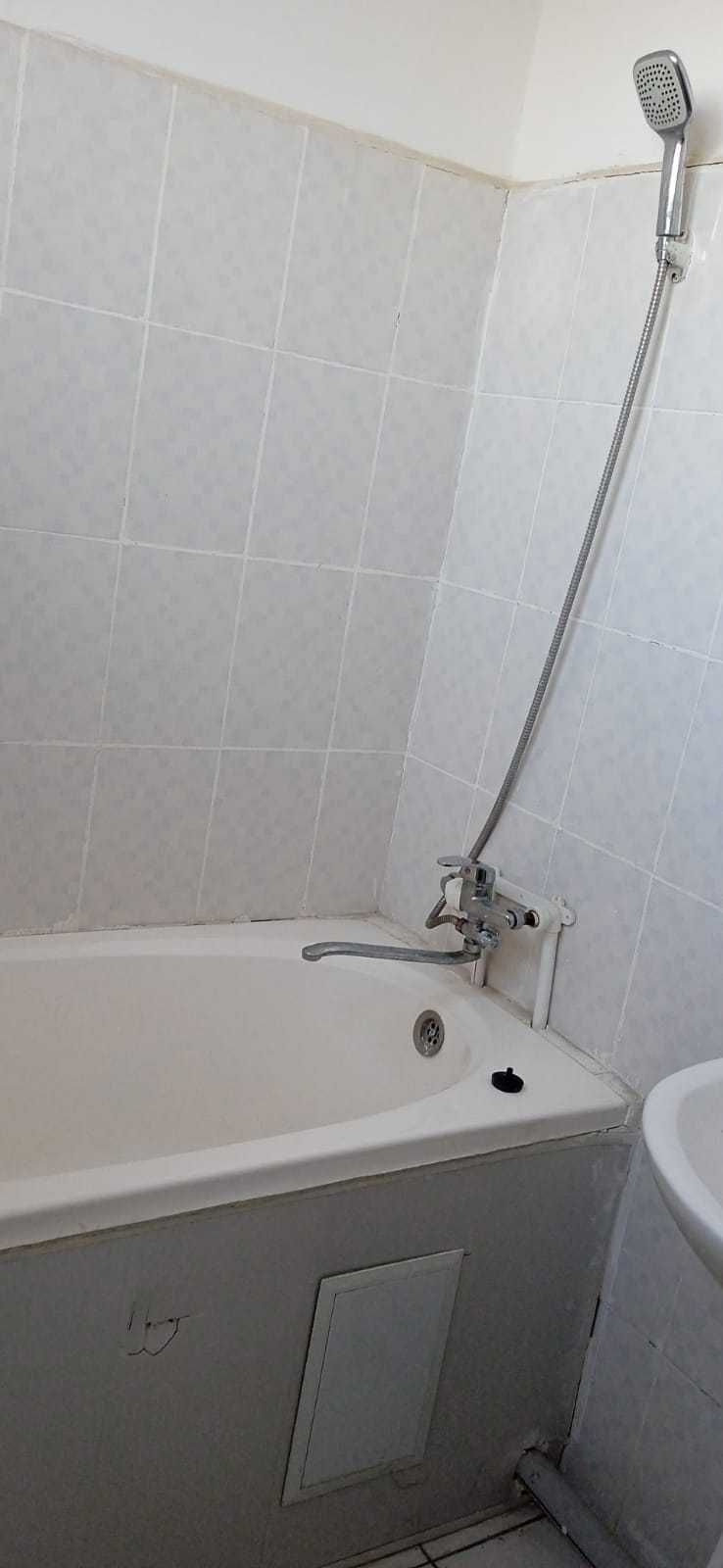 Продам двухкомнатную квартиру на улице Регистон, 4