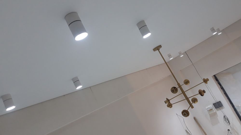 Натяжные потолки