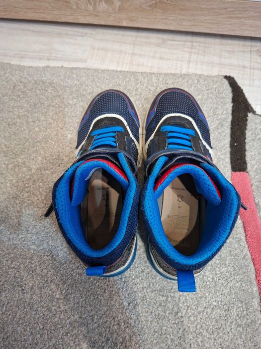 Обувки Geox, номер 38