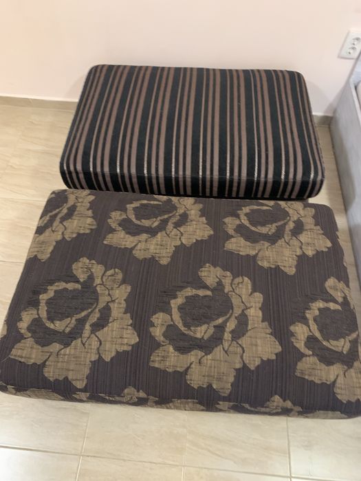 Табуретки два броя