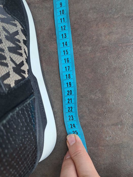 дамски боти,зимни обувки,ботуши на платформа,MICHAEL KORS номер38,