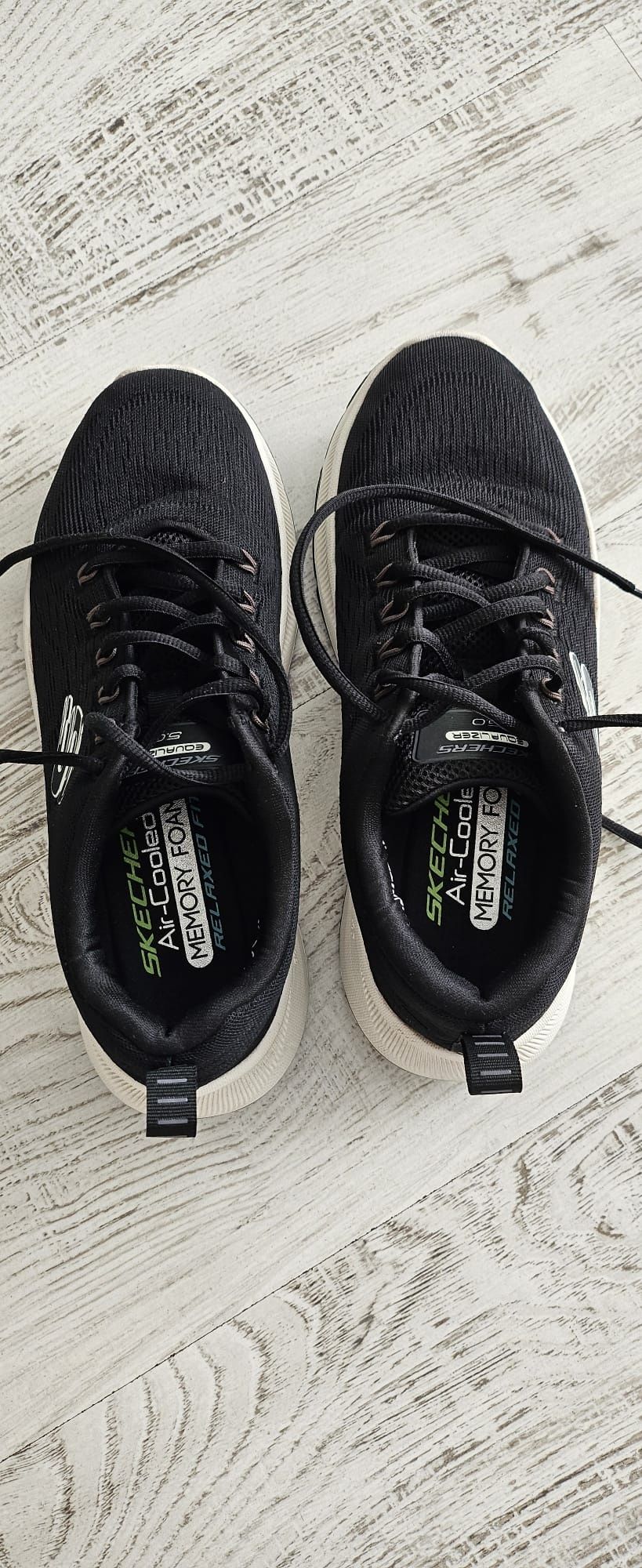 Skechers sport shoes