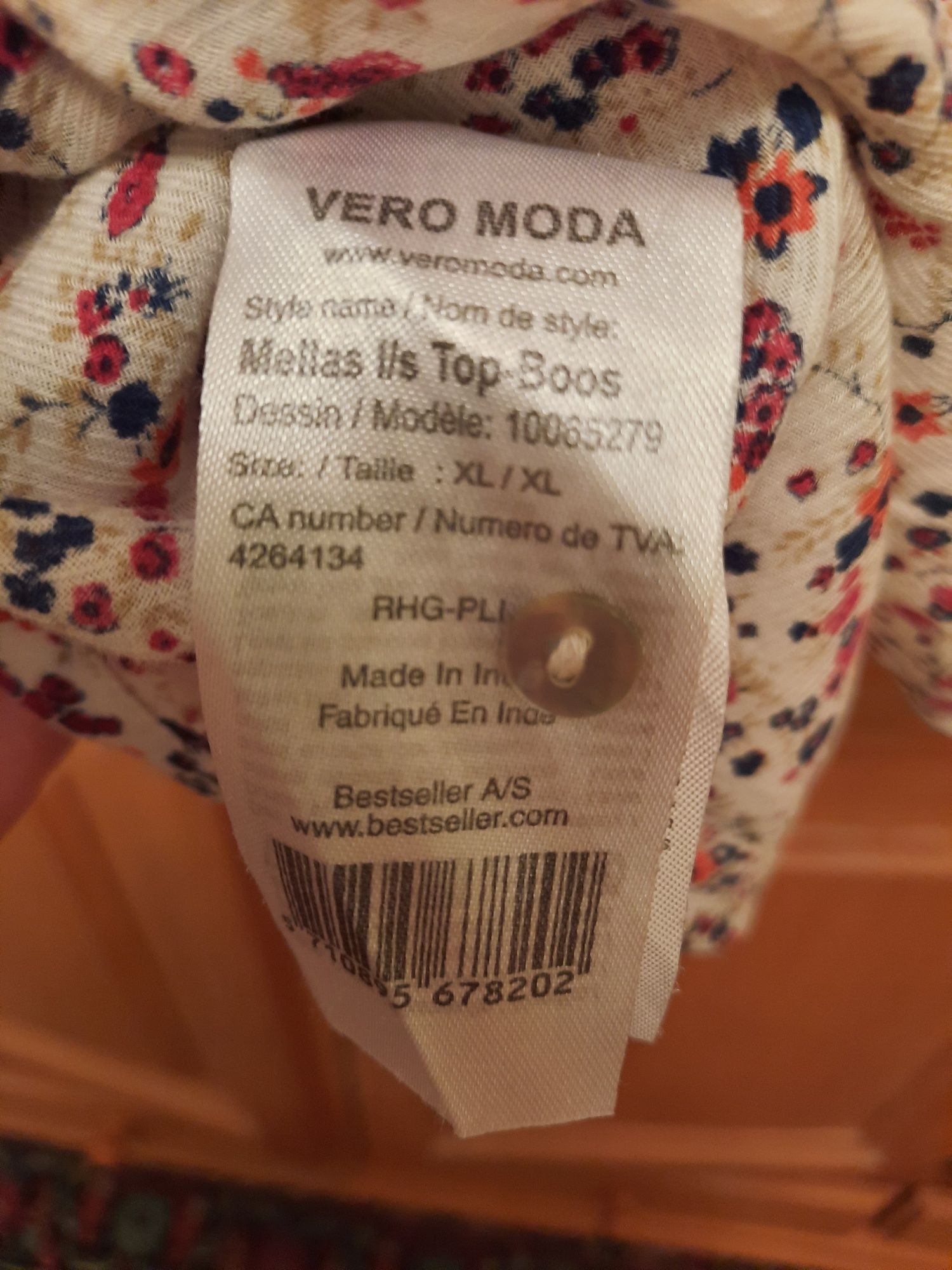 Bluza Vero Moda mărimea 48.